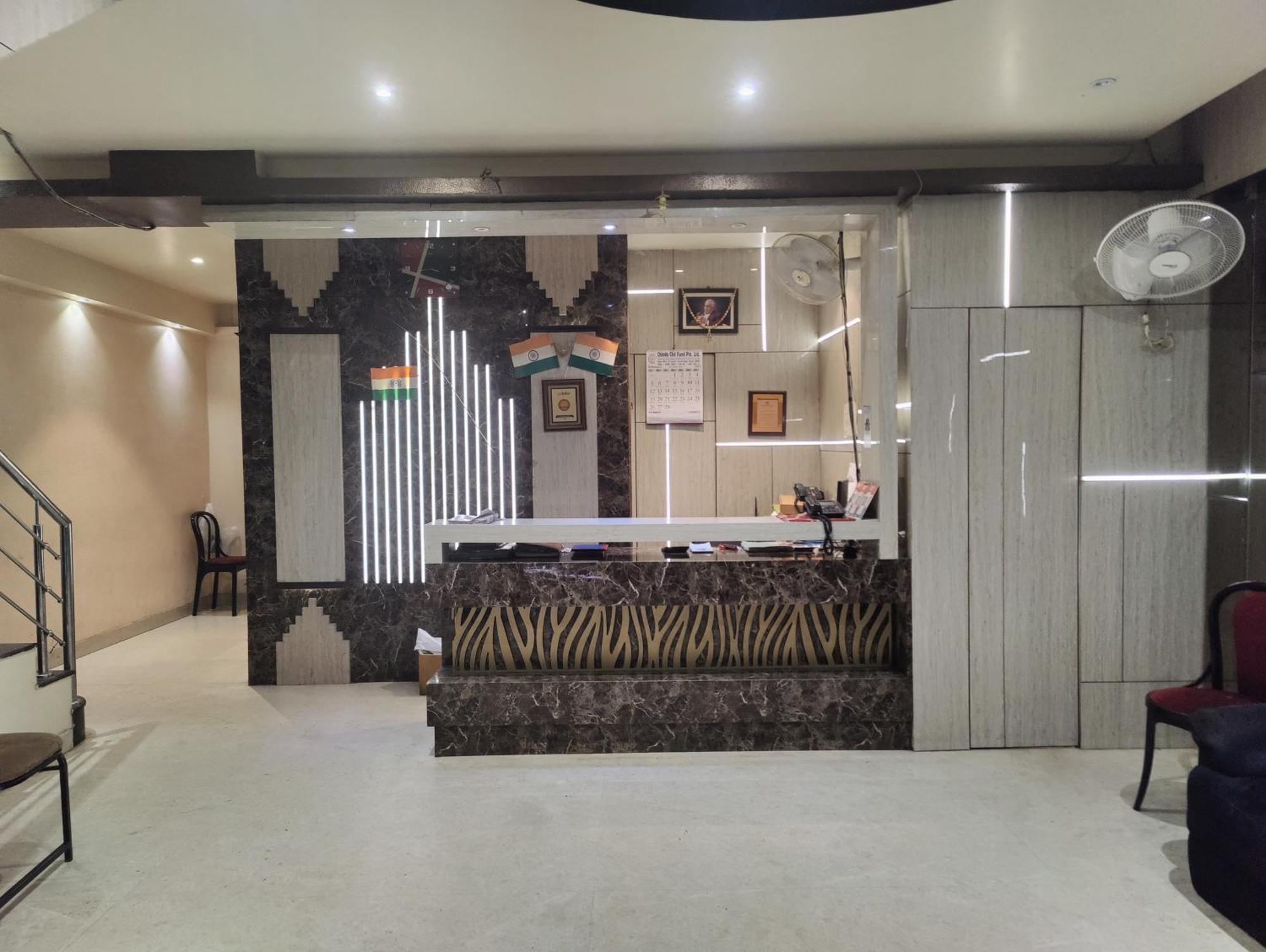 Hotel Sanjay Galaxy,كانبور المظهر الخارجي الصورة